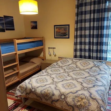 Apartmán Shtepia E Luleve *