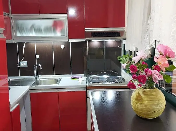 Shtepia E Luleve Appartamento Golem (Tirana)